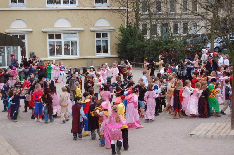 <i><b>Fasching am Reeseberg-023</b></i>